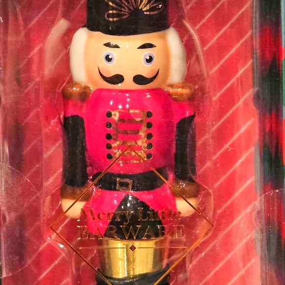 Merry Little Bareware Nutcracker Wine Stopper - Picture 3 of 3